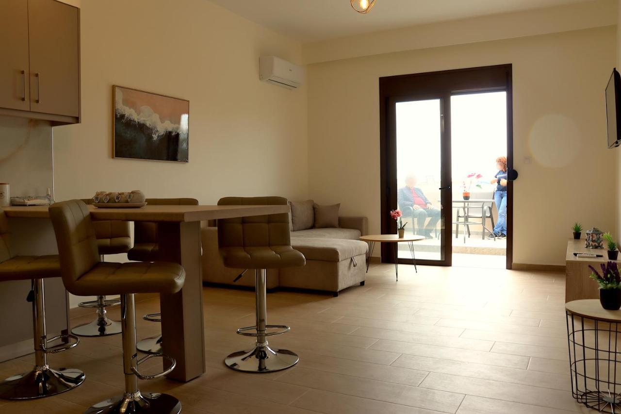 Sea Breeze Appartement Charaki